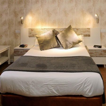 Hotel Vivar Griñón Zewnętrze zdjęcie