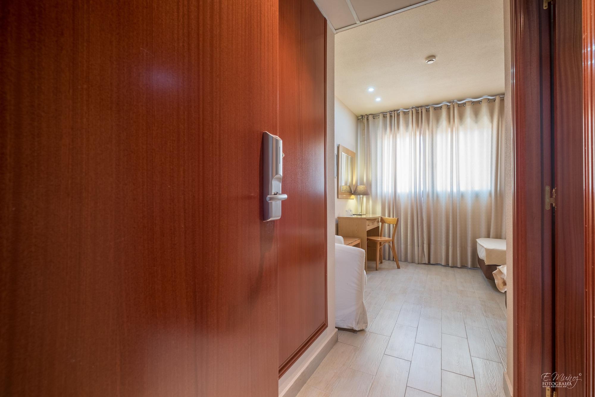 Hotel Vivar Griñón Zewnętrze zdjęcie