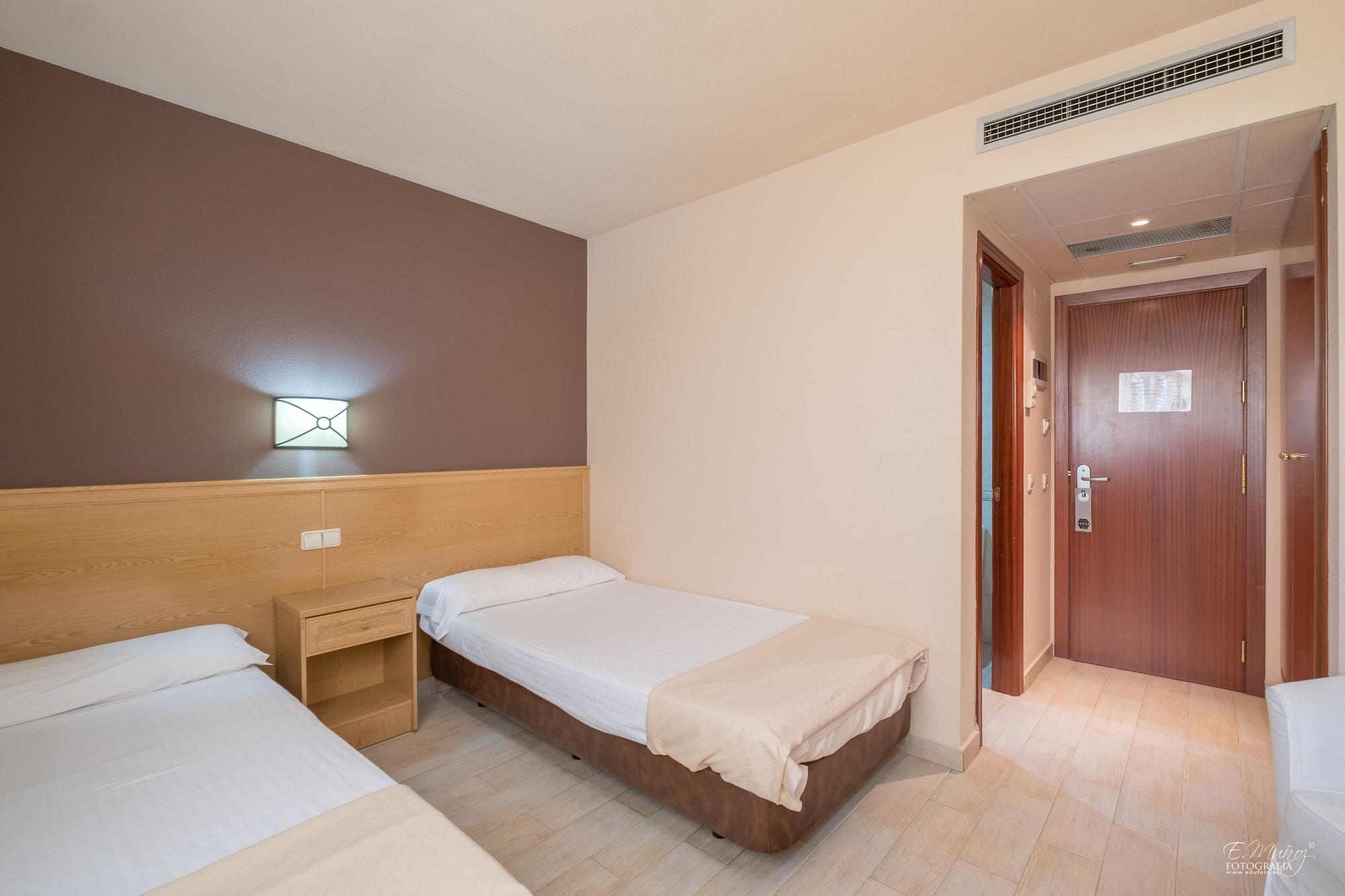 Hotel Vivar Griñón Zewnętrze zdjęcie