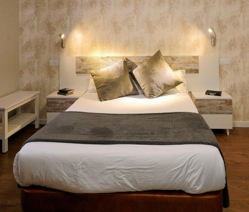 Hotel Vivar Griñón Zewnętrze zdjęcie